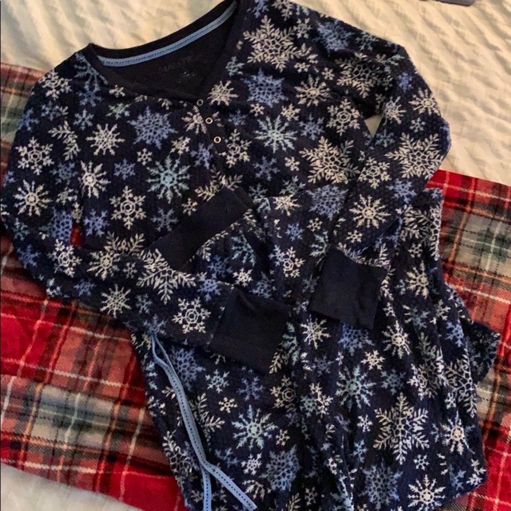women’s long sleeve nautica pajama set